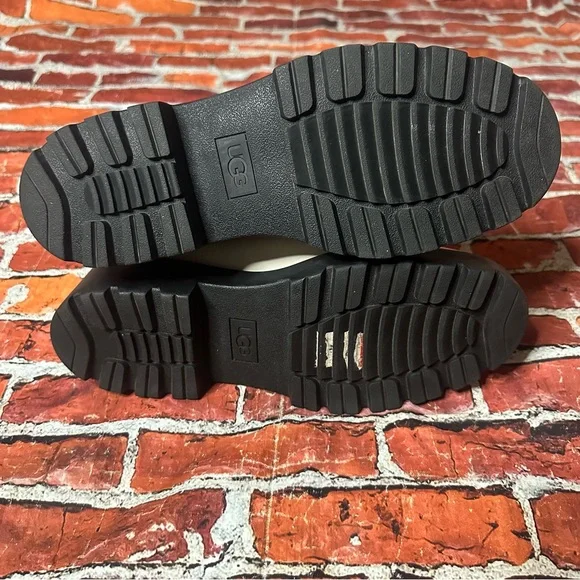 UGG Jasmine Markstrum White Boots - Picture 6 of 6